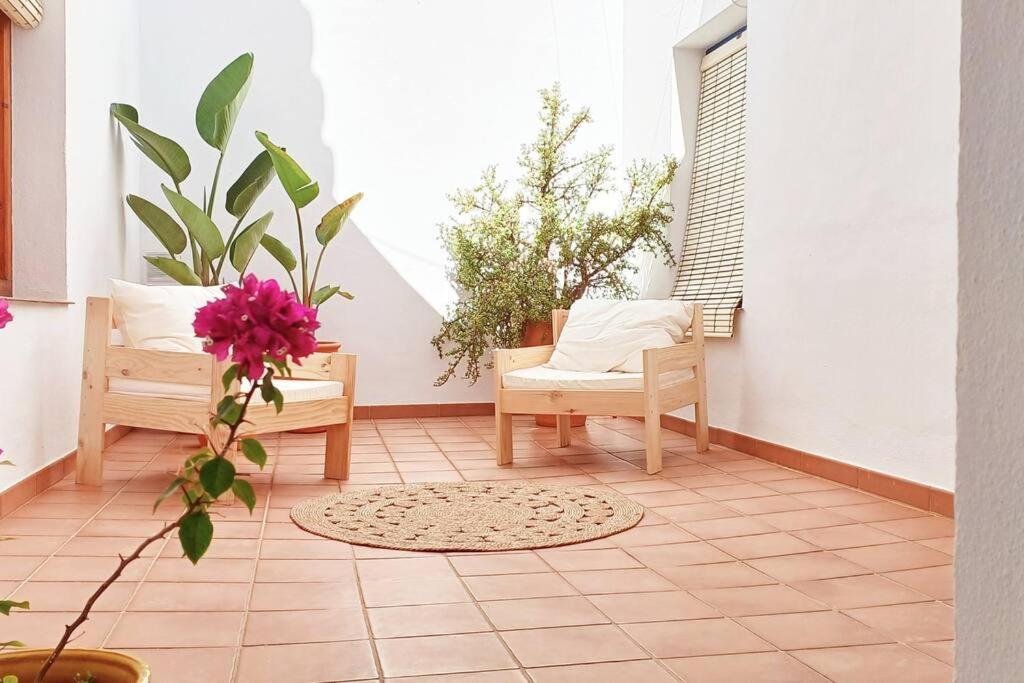 Serendipia: Tu Hogar En Este Blanco Pueblo Frigiliana Dış mekan fotoğraf